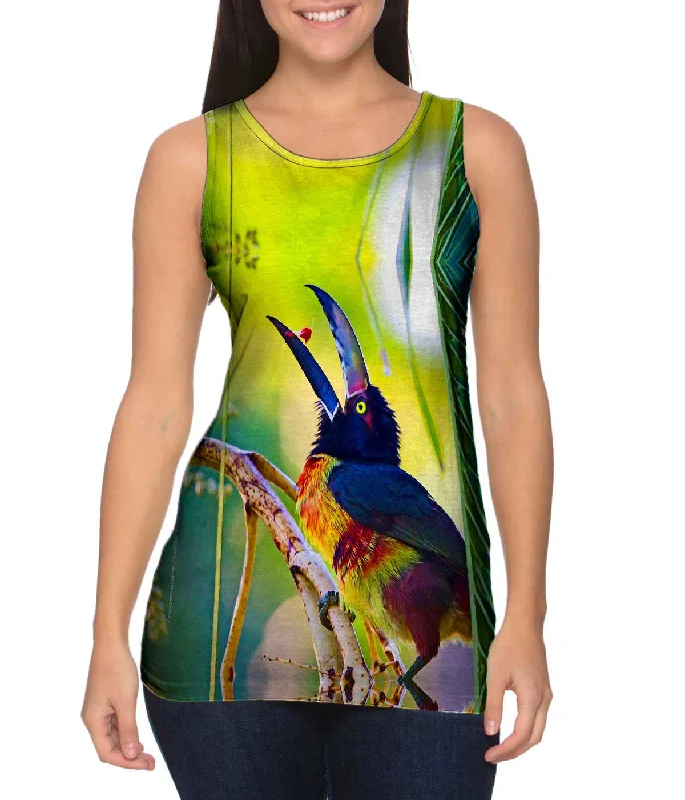 Fun Summer Graphic Tank-Collared Aracari