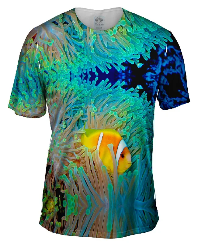 Minimalist Print T-shirt-Underwater Egypt Clown Fish Underwater