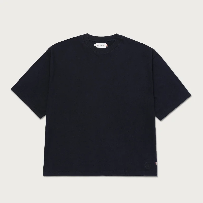 Streetwear T-shirt-Crest Logo Box Tee - Black